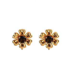 Elegant Gold Flower Earrings